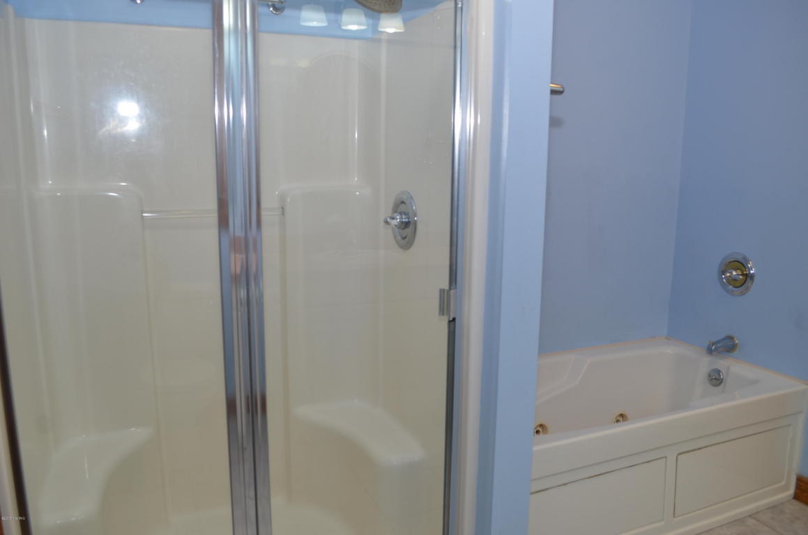 1479 Yoder Road Manistee, MI 49660 - Photo 13 of 54 1809132-12.JPG