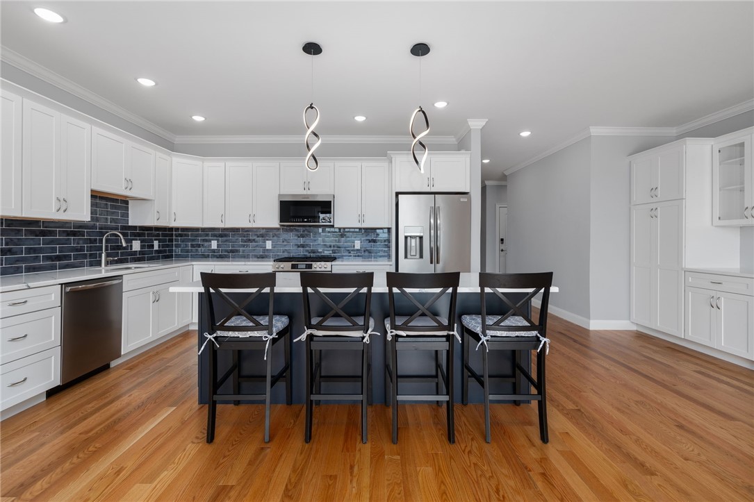 107 Old River Road, Unit 120 Lincoln, RI 02865 - Photo 18 of 50