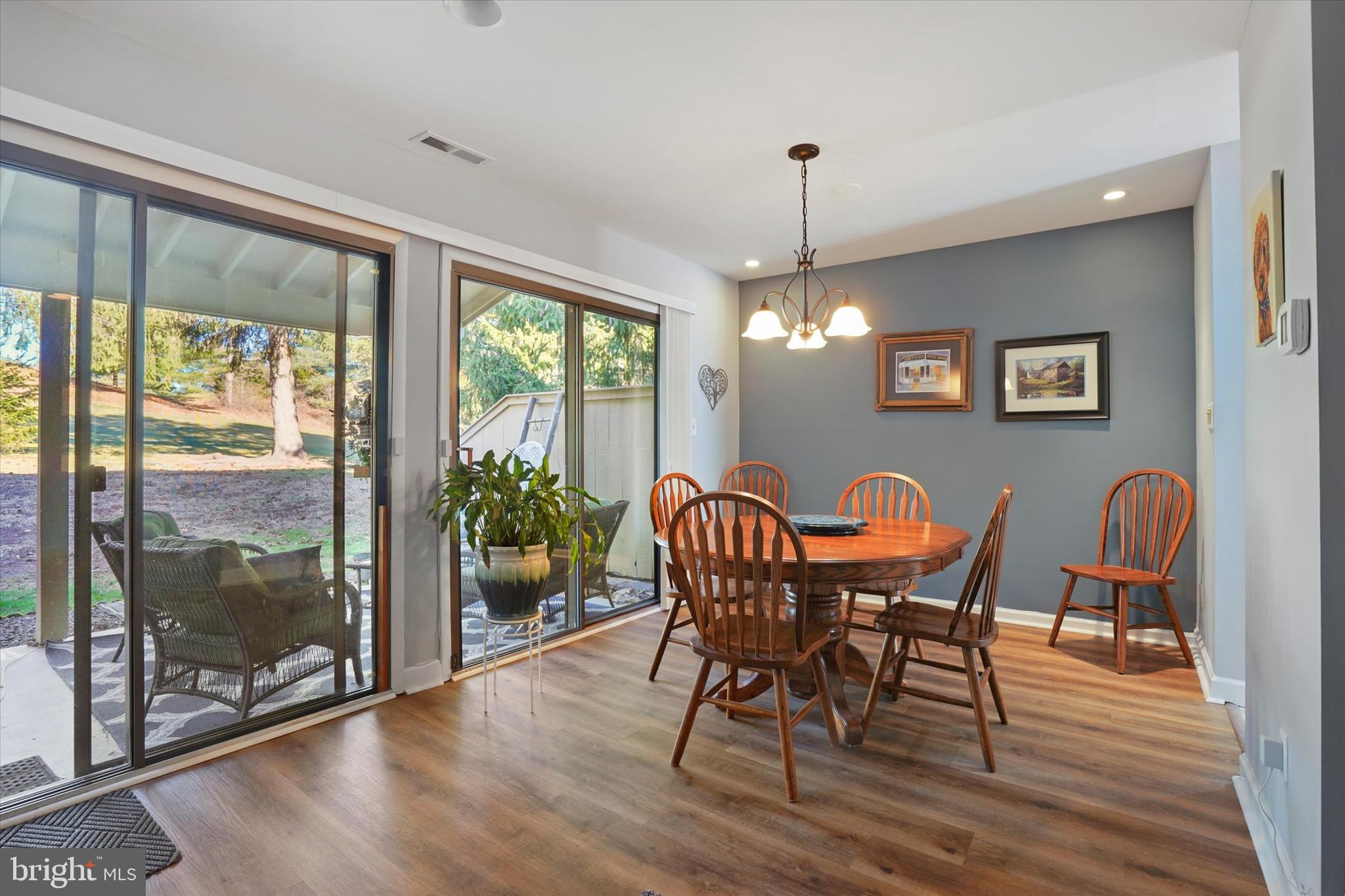 16 Muirfield Drive Reading, PA 19607 - Photo 8 of 42 Dining Room
