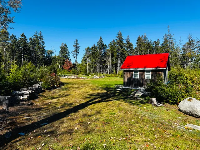 $639,000 | 0 Hellyer Road, Tenants Harbor, ME 04860