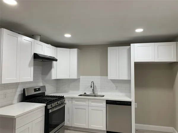 $1,675 | 14002 Rosecrest Drive, Houston, TX 77045