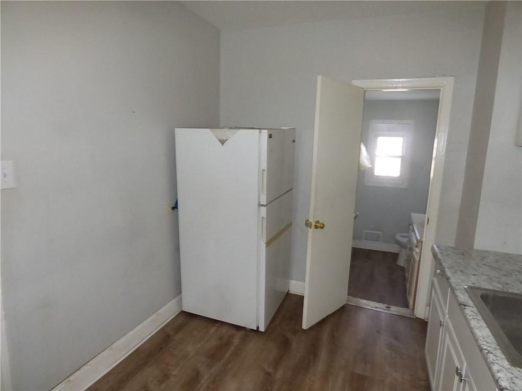 226 Lobinger Avenue Braddock, PA 15104 - Photo 25 of 32