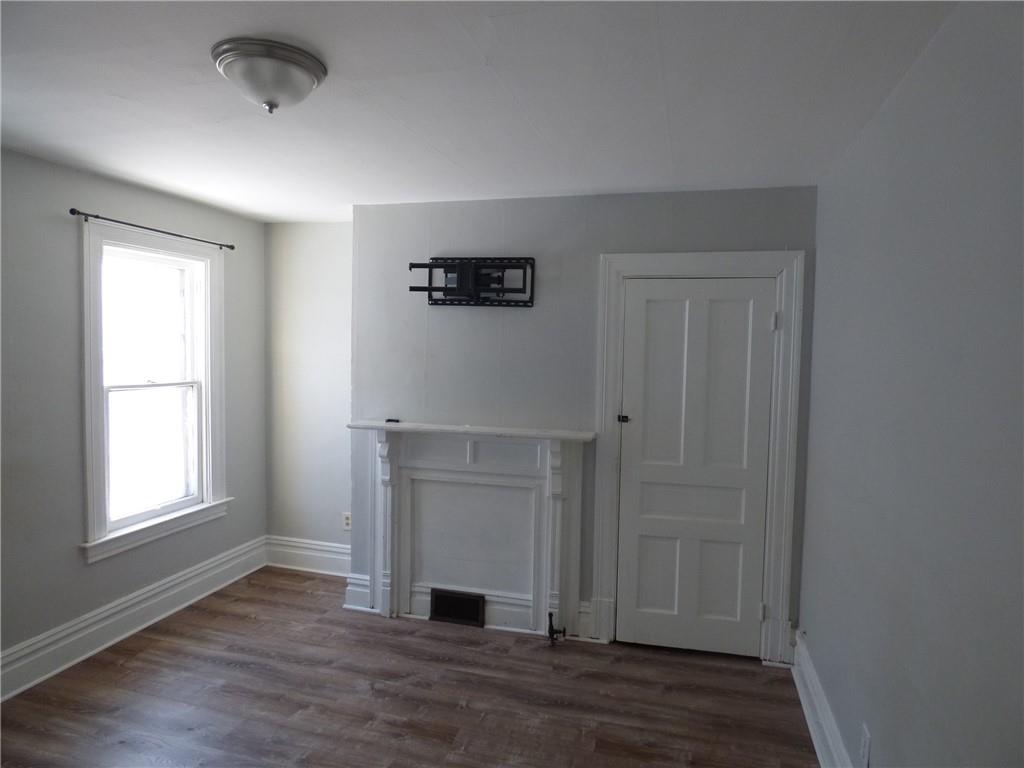 226 Lobinger Avenue Braddock, PA 15104 - Photo 6 of 32