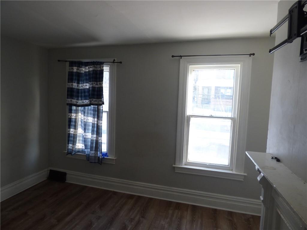 226 Lobinger Avenue Braddock, PA 15104 - Photo 7 of 32