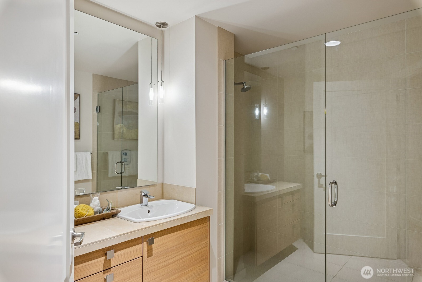 10000 Main Street, Unit 502 Bellevue, WA 98004 - Photo 15 of 26