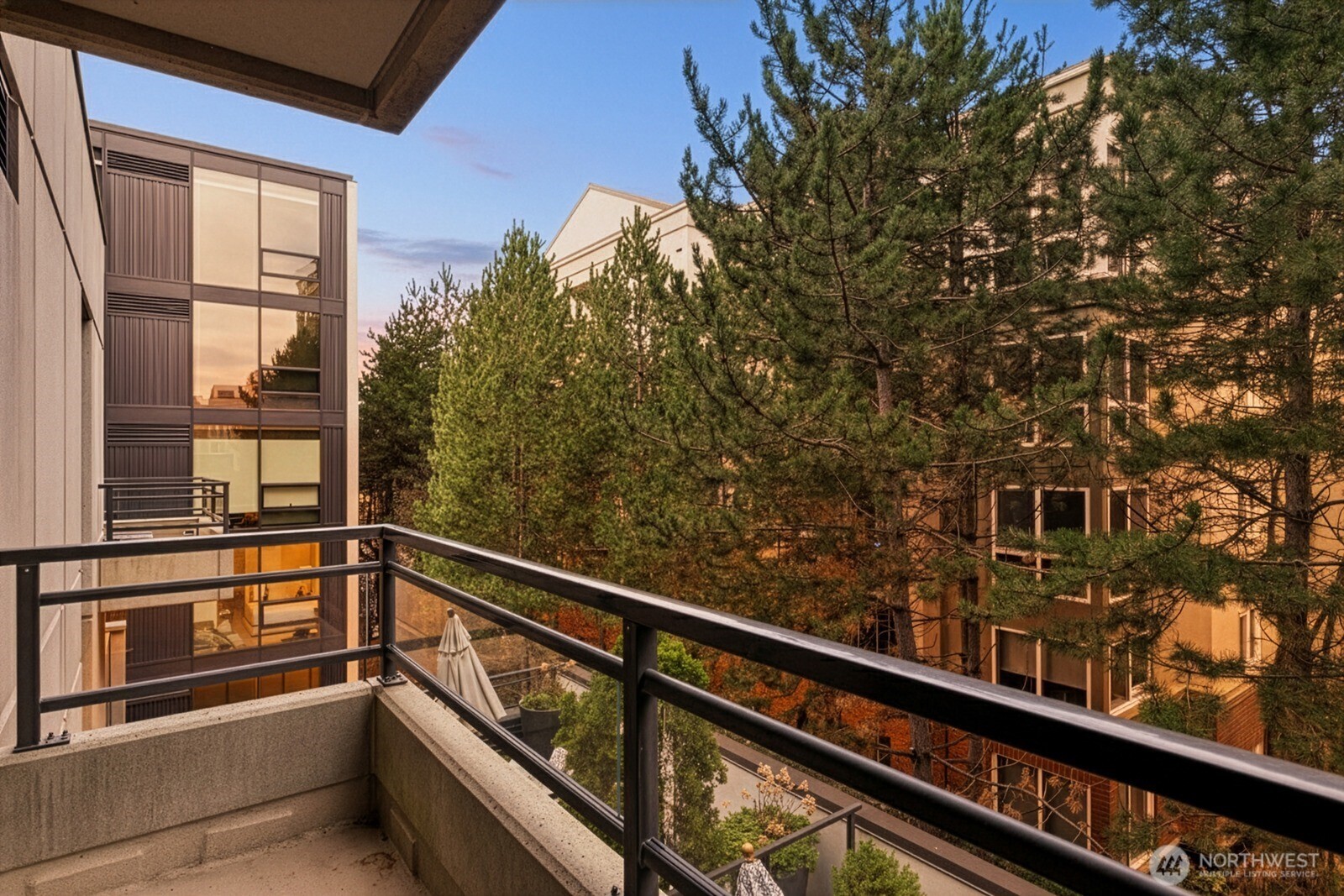 10000 Main Street, Unit 502 Bellevue, WA 98004 - Photo 24 of 26