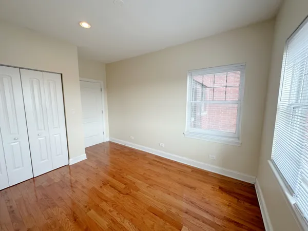 $2,500 | 3705 North Kedzie Avenue, Unit 308, Chicago, IL 60618