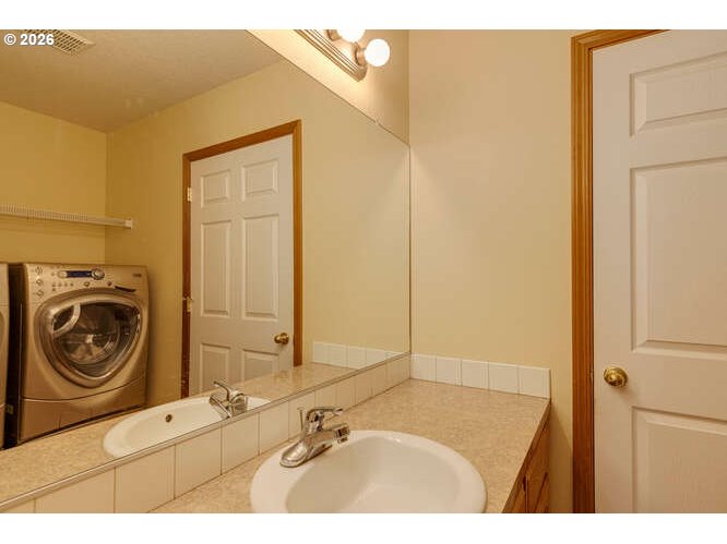 1038 Southwest Arrowhead Place Dundee, OR 97115 - Photo 16 of 28