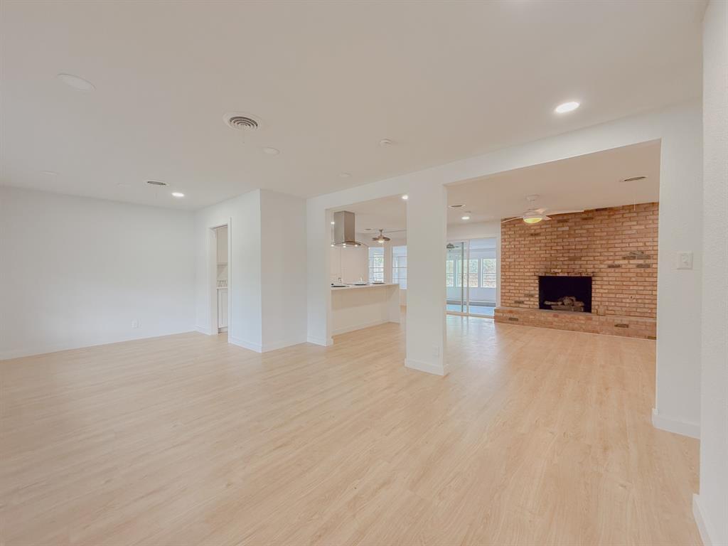 4013 Wedgworth Road South Fort Worth, TX 76133 - Photo 7 of 35