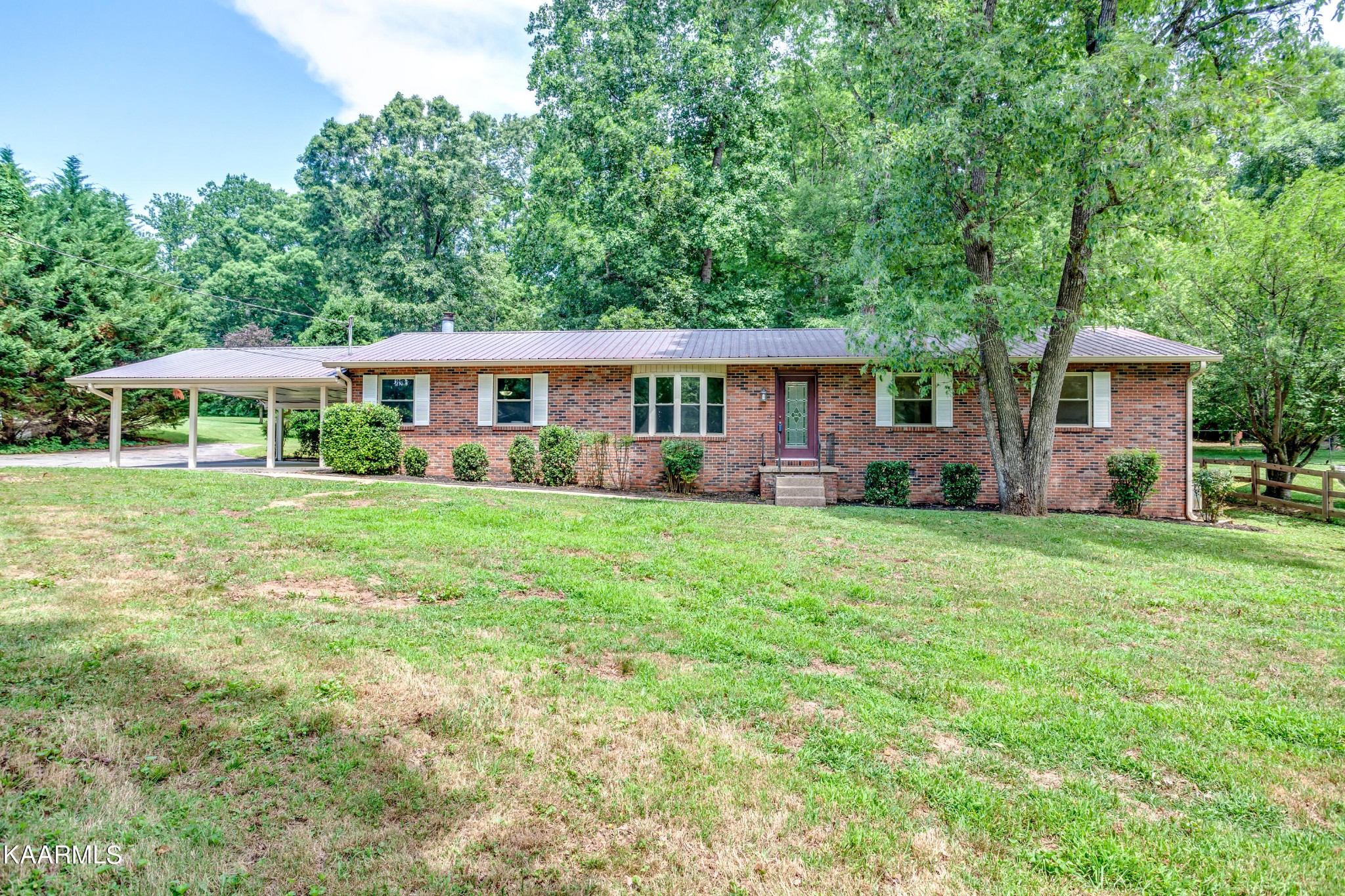 8808 West Simpson Road Knoxville, TN 37920 - Photo 1 of 25 Gallery Image 1