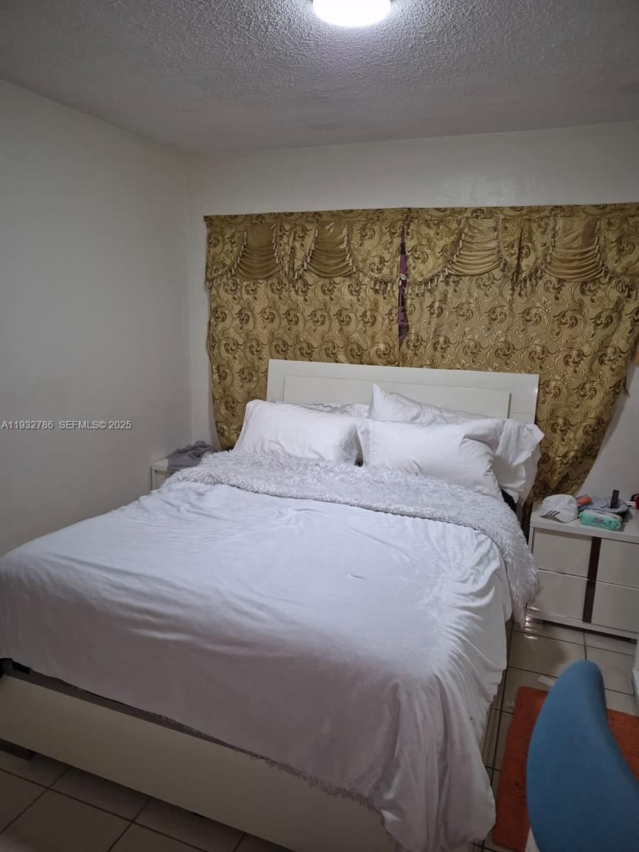 120 Royal Palm Road, Unit 102 Hialeah Gardens, FL 33016 - Photo 6 of 12