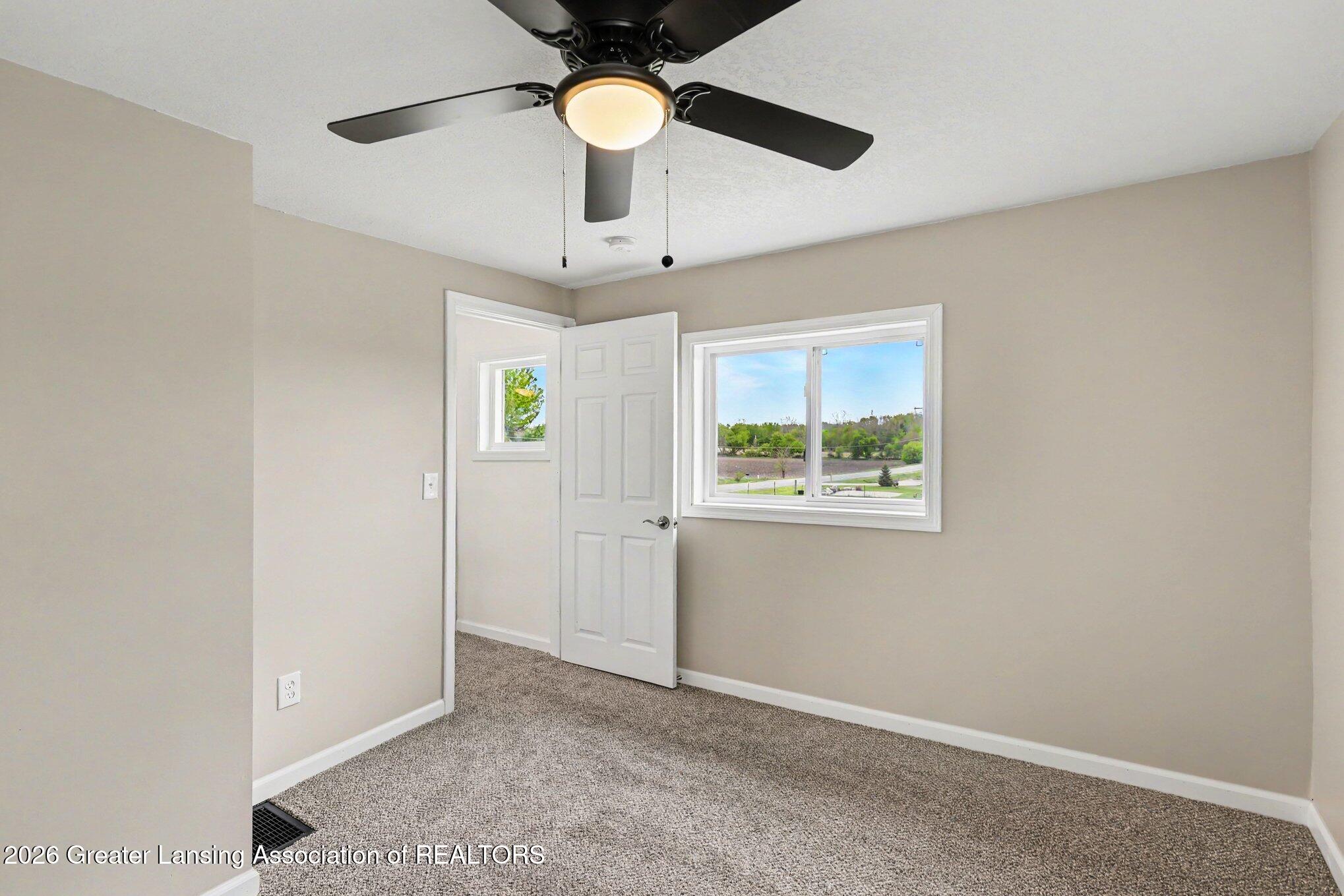 837 North Aurelius Road Mason, MI 48854 - Photo 16 of 26 016_file_5090
