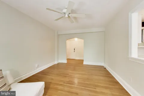 $359,000 | 5402 Connecticut Avenue Northwest, Unit 204, Washington, DC 20015