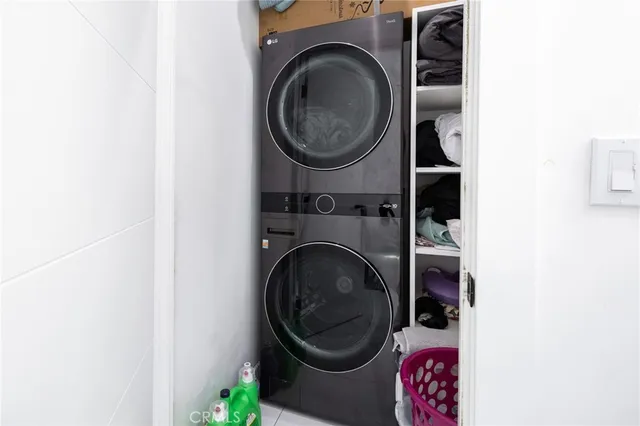 $1,675,000 | 2031 North Pass Avenue, Burbank, CA 91505