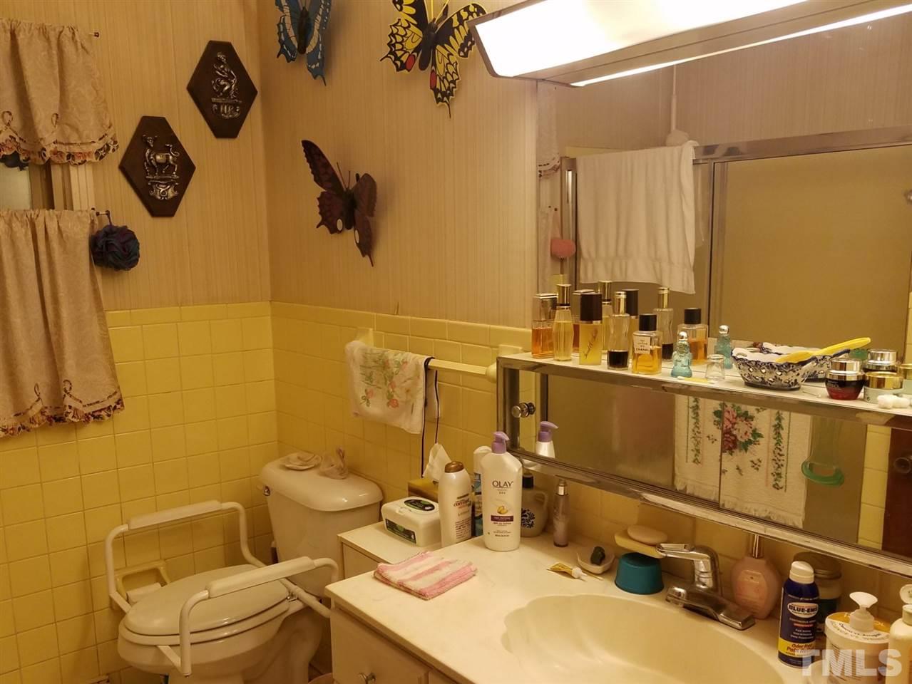 1770 Halifax Road Roxboro, NC 27573 - Photo 8 of 17