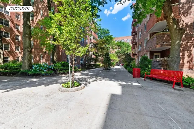 $255,000 | 915 East 17th Street, Unit 114 | Midwood