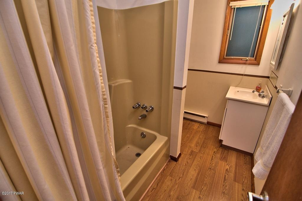 2692 Boulder Road Lake Ariel, PA 18436 - Photo 28 of 41