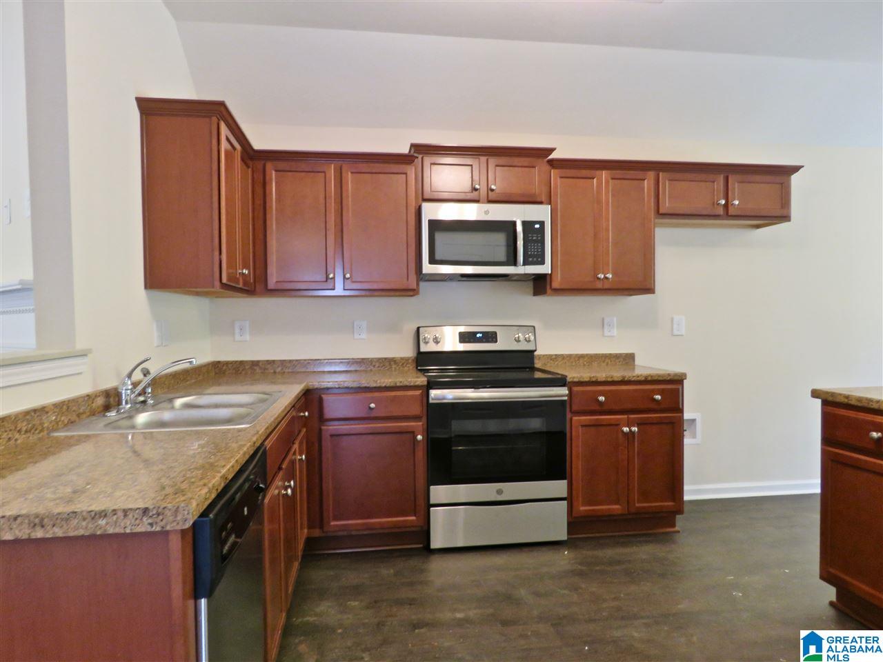 5607 Goodwin Court Pinson, AL 35126 - Photo 10 of 21