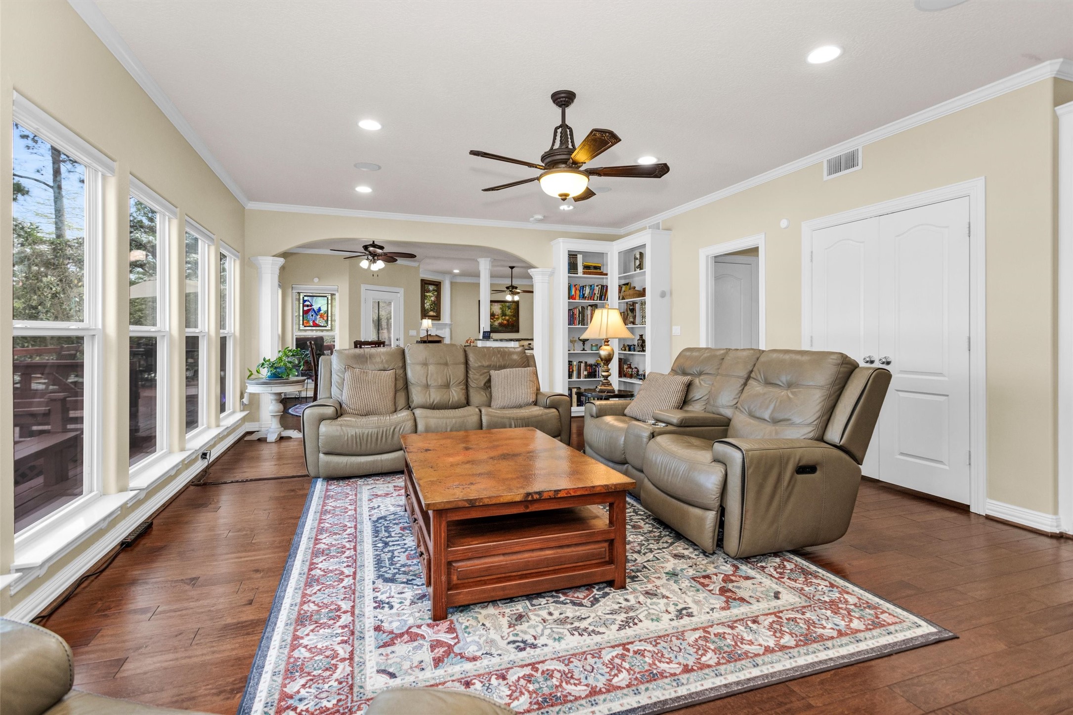 1502 Wimbledon Drive Huntsville, TX 77340 - Photo 26 of 49