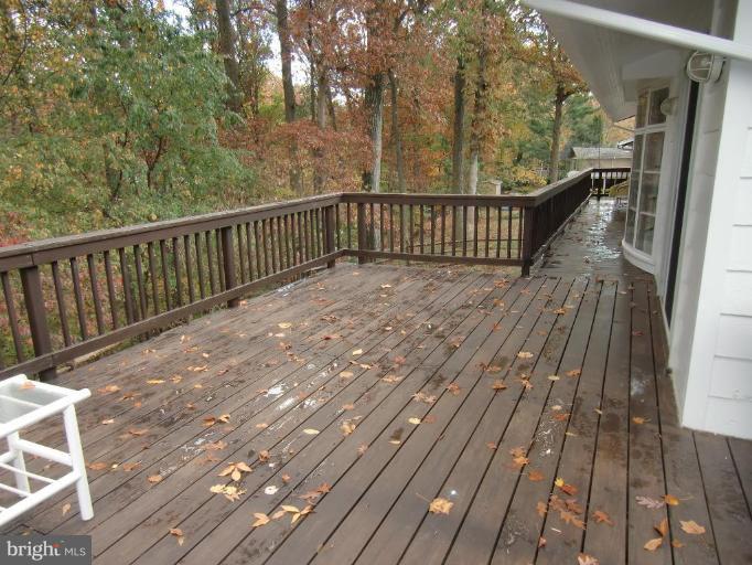 6607 Old Stage Road Rockville, MD 20852 - Photo 14 of 15 Deck