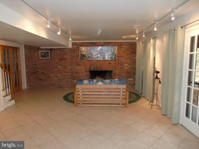 6607 Old Stage Road Rockville, MD 20852 - Photo 9 of 15 Recreation Room