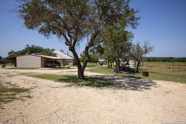 $1,325,000 | 34 Cravey Road, Boerne, TX 78006