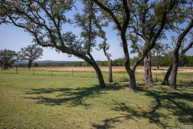 $1,325,000 | 34 Cravey Road, Boerne, TX 78006