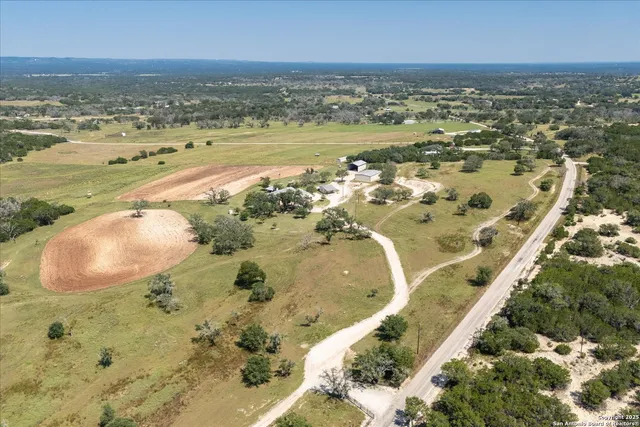 $1,325,000 | 34 Cravey Road, Boerne, TX 78006