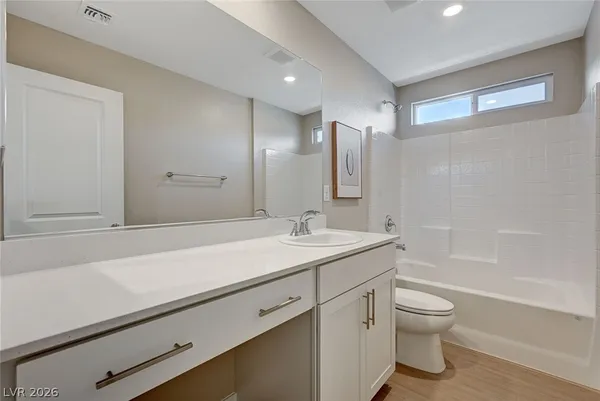 $2,895 | 10029 Luna River Avenue, Las Vegas, NV 89148