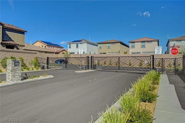 $2,895 | 10029 Luna River Avenue, Las Vegas, NV 89148