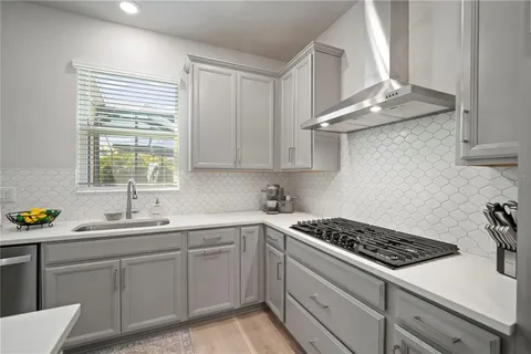 $569,000 | 5636 Silver Sun Drive, Apollo Beach, FL 33572