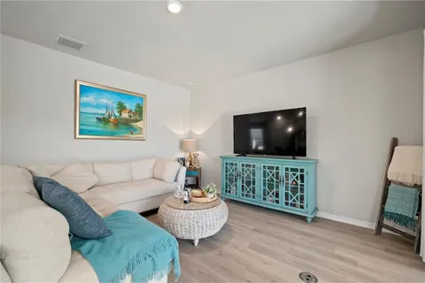 $569,000 | 5636 Silver Sun Drive, Apollo Beach, FL 33572