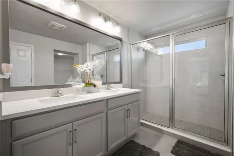 $569,000 | 5636 Silver Sun Drive, Apollo Beach, FL 33572