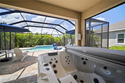 $569,000 | 5636 Silver Sun Drive, Apollo Beach, FL 33572