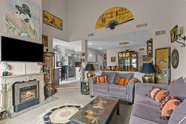 $465,000 | 72B Hilltop Drive, Unit F, North Providence, RI 02904