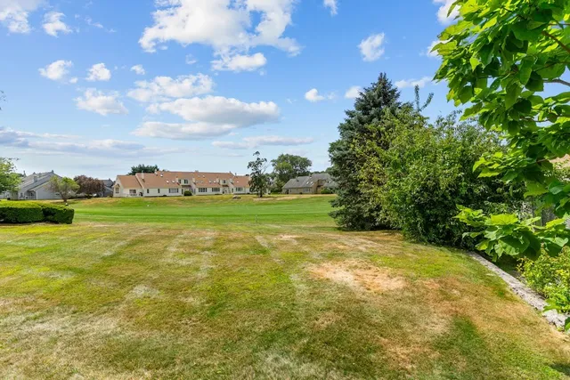 $465,000 | 72B Hilltop Drive, Unit F, North Providence, RI 02904