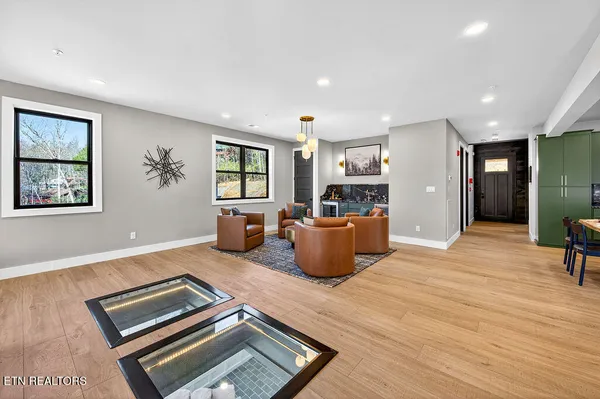 $2,585,000 | 130 Mills Park Road, Unit 10, Gatlinburg, TN 37738