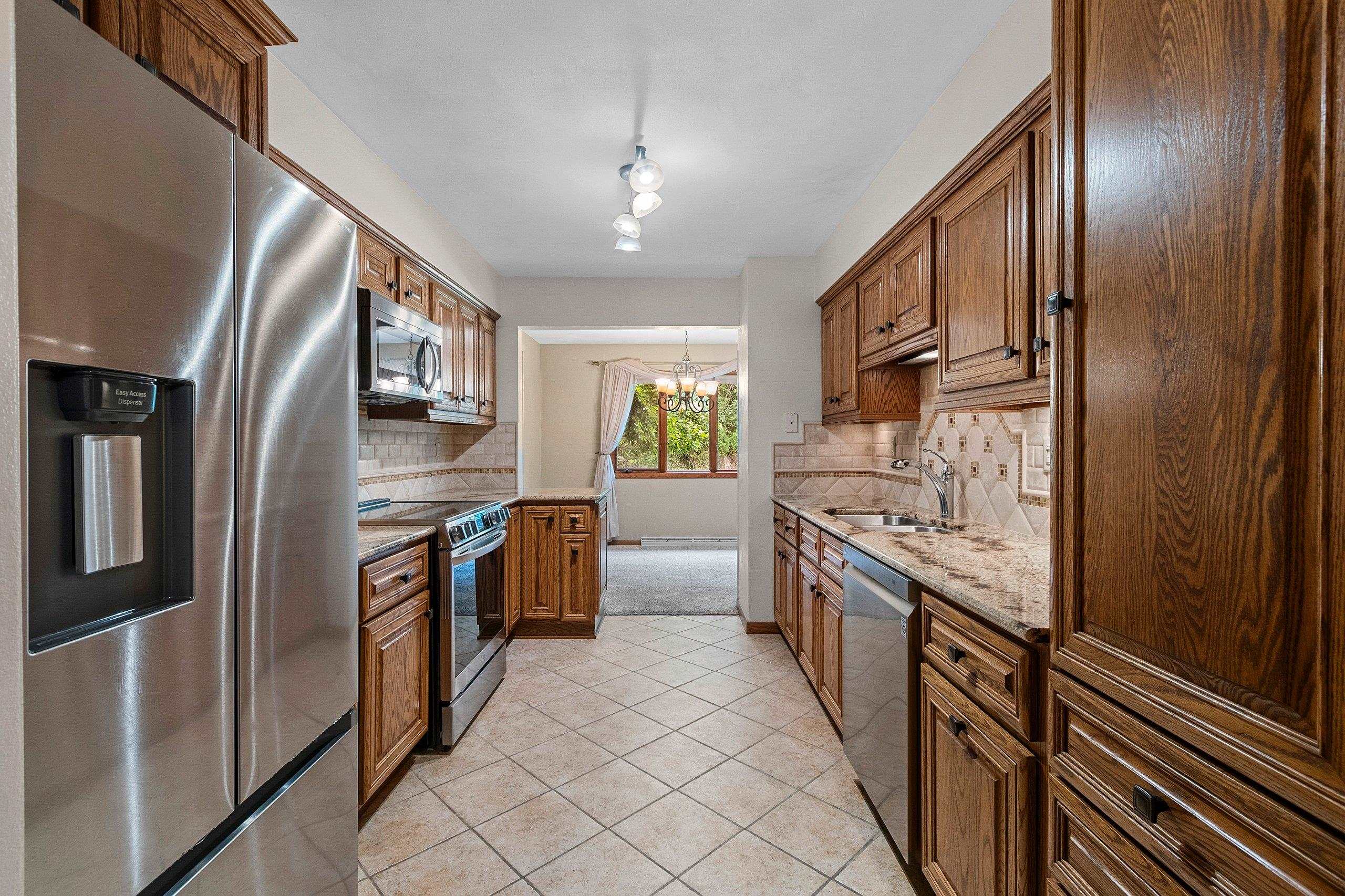151 Harrys Gateway Appleton, WI 54914 - Photo 14 of 78