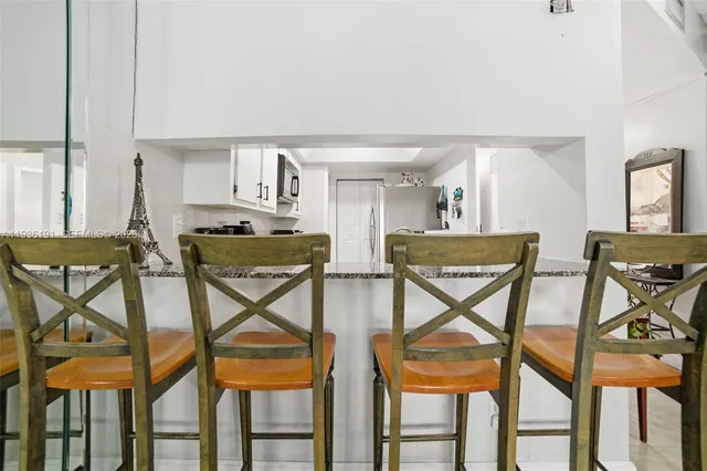 $419,999 | 6400 Southwest 138th Court, Unit 203, Miami, FL 33183