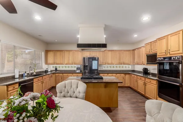 $2,800 | 13324 West Annika Drive, Litchfield Park, AZ 85340