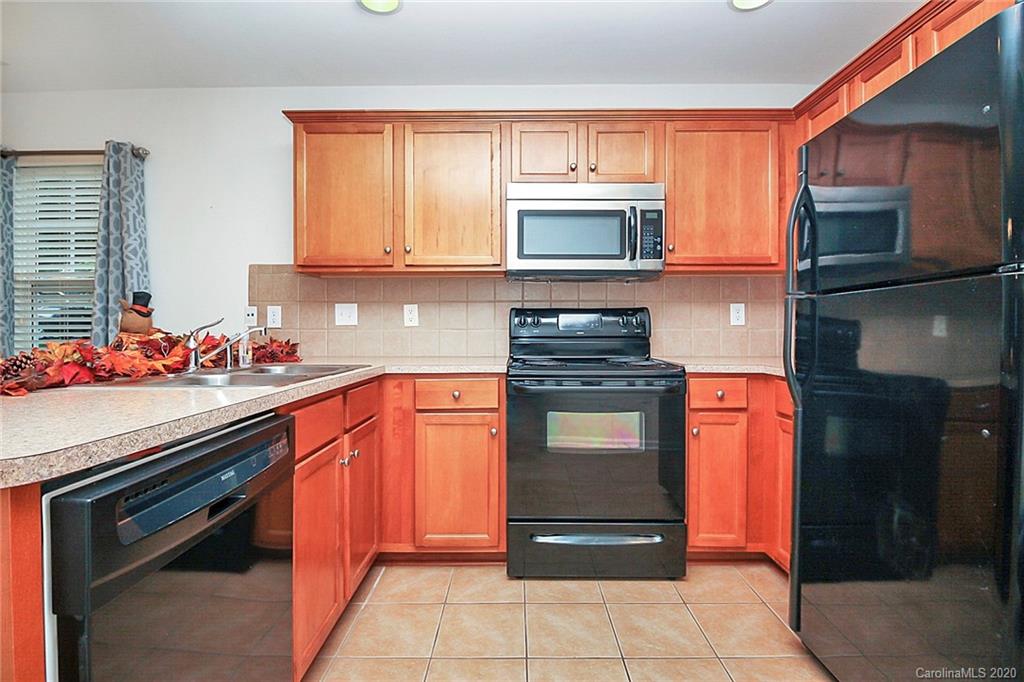 750 Waterfall Way, Unit 159 Clover, SC 29710 - Photo 17 of 40 Gallery Image 17