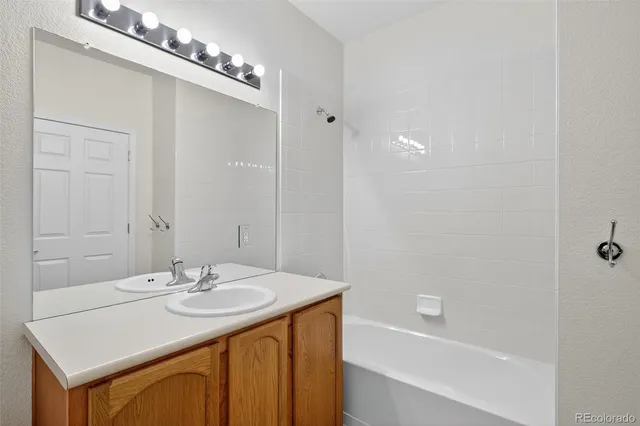 $292,500 | 23401 East 5th Drive, Unit 104, Aurora, CO 80018