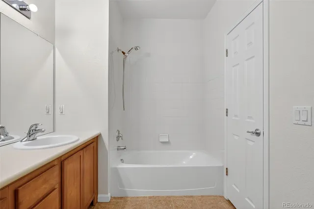 $292,500 | 23401 East 5th Drive, Unit 104, Aurora, CO 80018