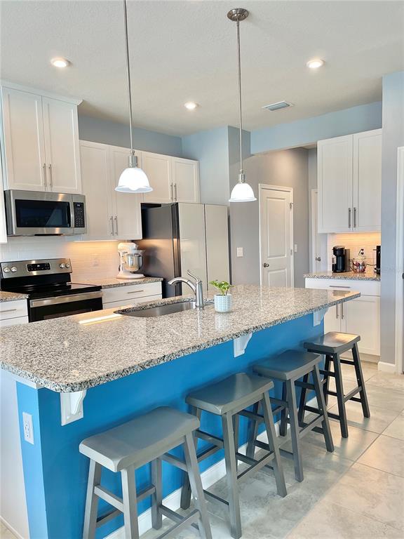 8511 Bonfire Way Parrish, FL 34219 - Photo 10 of 30