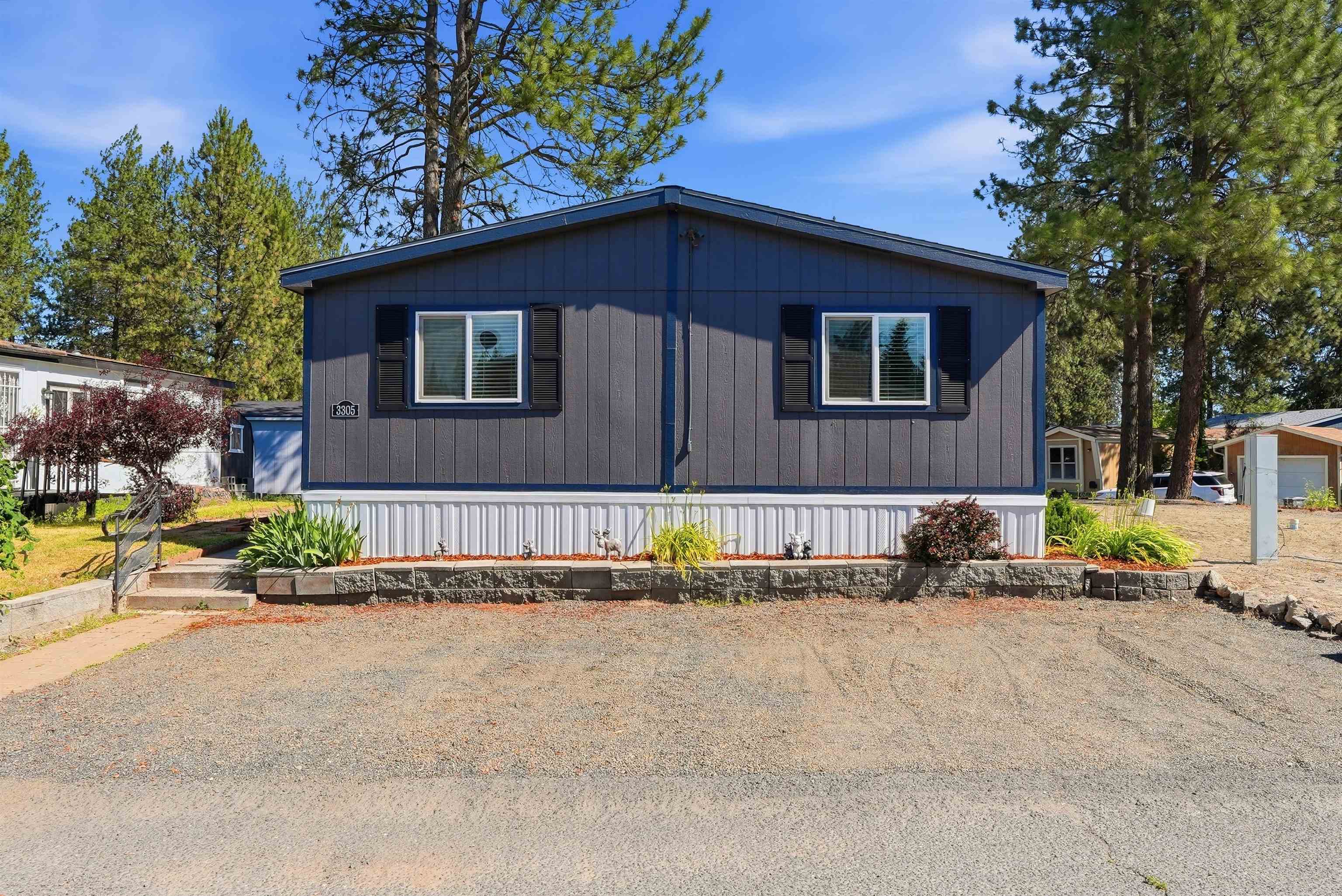 3305 East Bull Run Lane Mead, WA 99021 - Photo 2 of 31