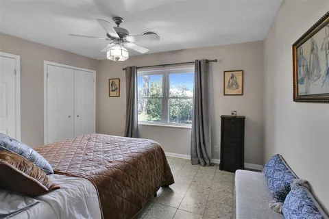$275,000 | 700 West Lagrange Street, Lake Charles, LA 70605