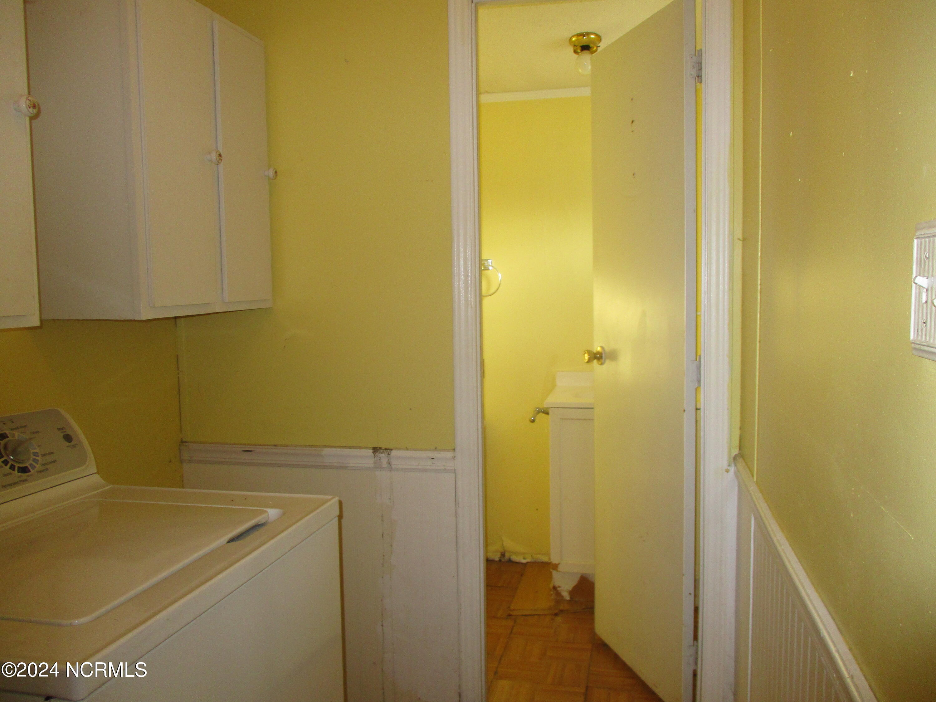 6867 Reedy Branch Road Rocky Mount, NC 27803 - Photo 13 of 18 Laundry area
