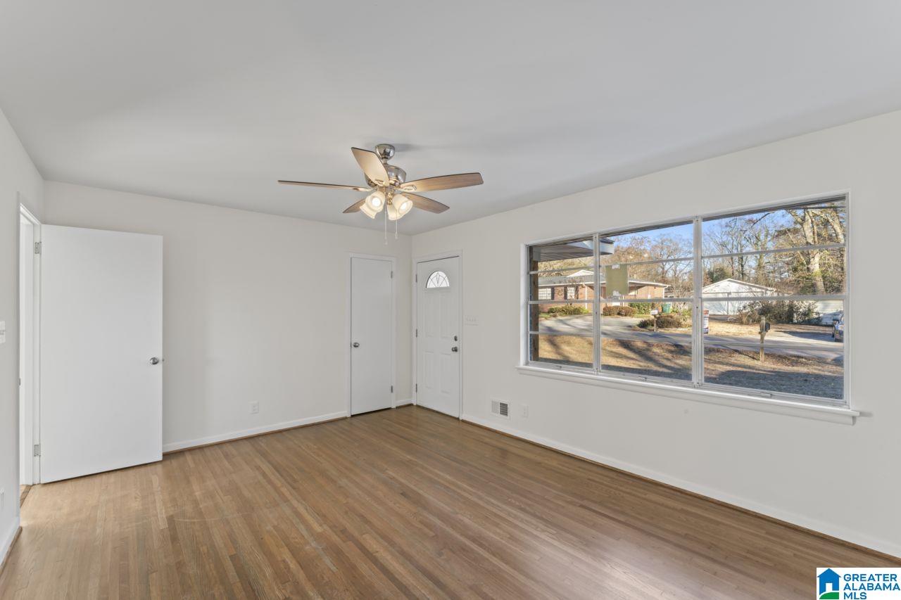 608 3rd Terrace Pleasant Grove, AL 35127 - Photo 3 of 22