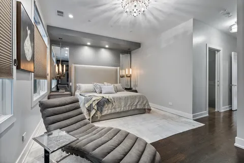 $1,825,000 | 1303 West Diversey Parkway, Chicago, IL 60614