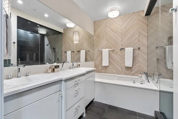 $1,825,000 | 1303 West Diversey Parkway, Chicago, IL 60614